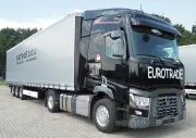 ORIGINALNA, SELF-MADE DEKORACIJA ZA KABINE NOVIH RENAULT TRUCKS TEGLJAČA